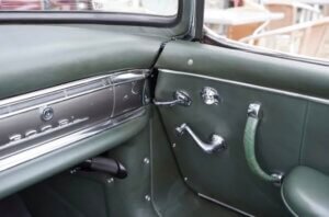 Detailing of the Mercedes 300SL