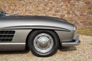 Wheels of the 300SL Merc
