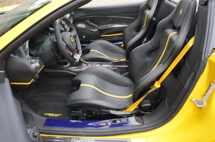 Ferrari Pista Spider