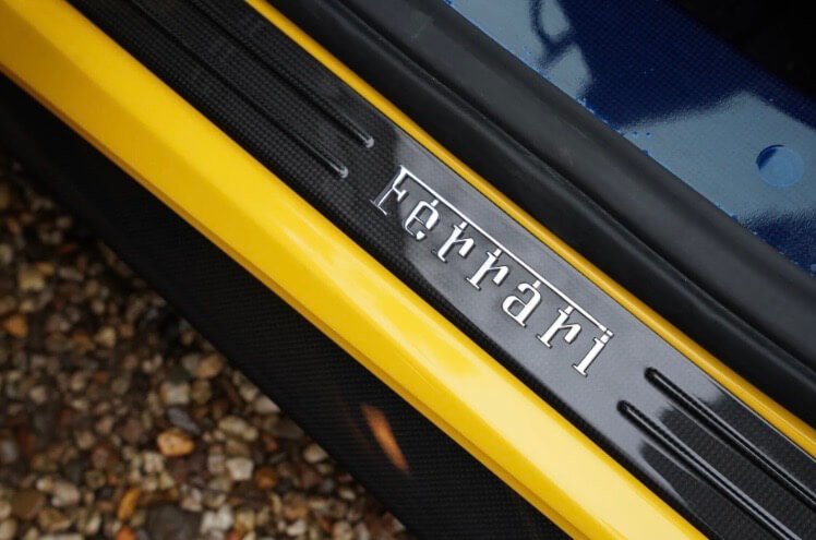 Ferrari Pista Spider
