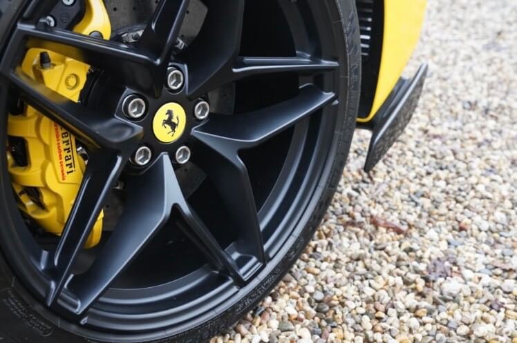Ferrari Pista Spider